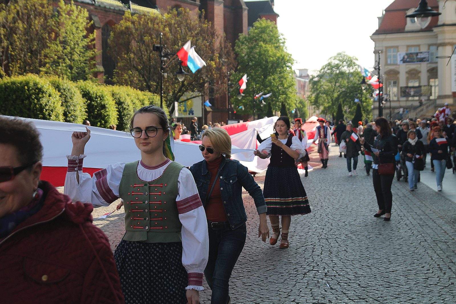 2 maja. Świętujemy dzień flagi narodowej            
