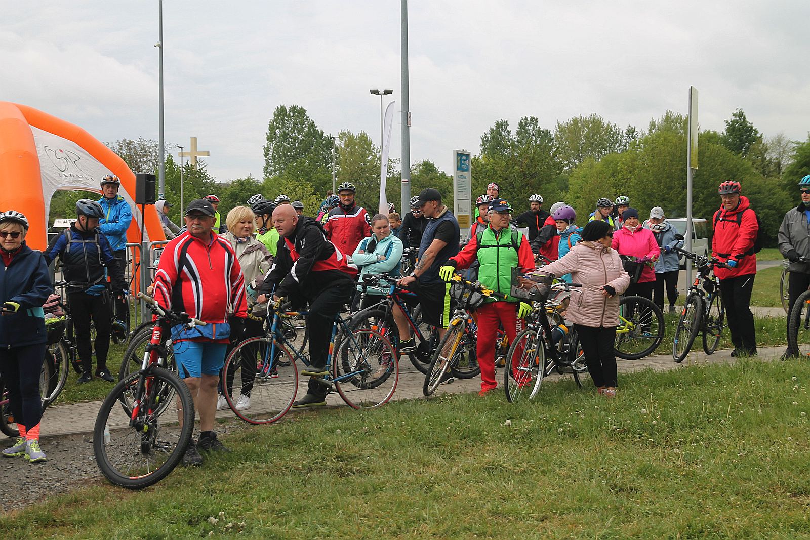 Wycieczka Rowerowa za Miasto z Ośrodkiem Sportu i Rekreacji