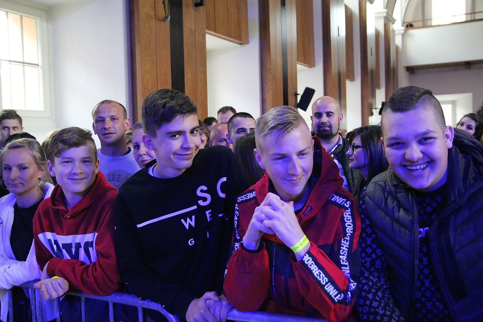 Kilkaset osób bawiło się z Królem Albanii w Sali Maneżowej