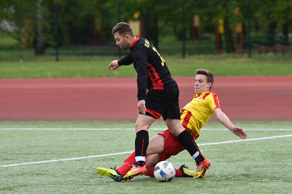 Okręgówka: KS Legnickie Pole - Iskra Kochlice 5:2 (4:0)