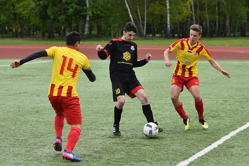 Okręgówka: KS Legnickie Pole - Iskra Kochlice 5:2 (4:0)