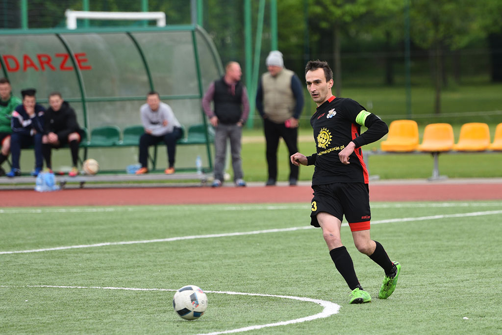 Okręgówka: KS Legnickie Pole - Iskra Kochlice 5:2 (4:0)