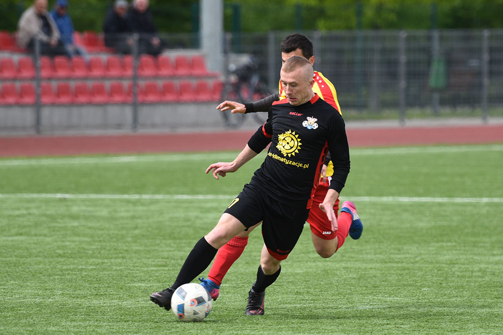 Okręgówka: KS Legnickie Pole - Iskra Kochlice 5:2 (4:0)