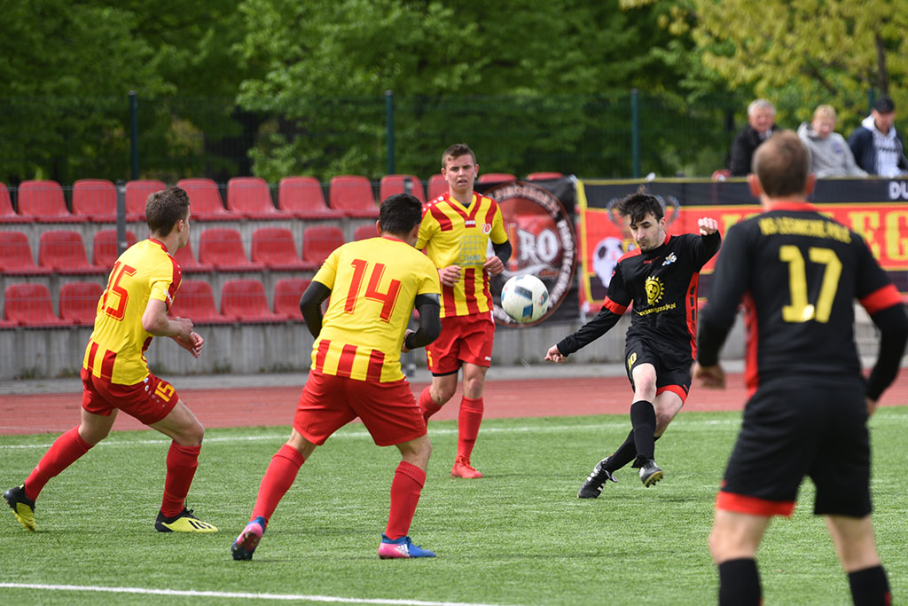 Okręgówka: KS Legnickie Pole - Iskra Kochlice 5:2 (4:0)