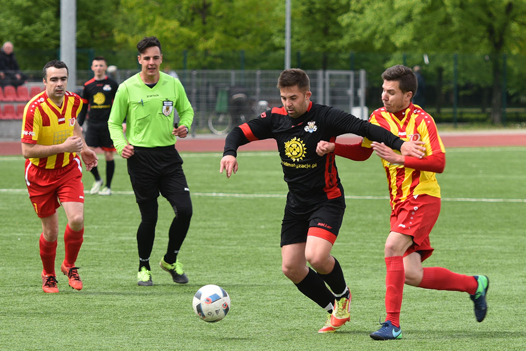 Okręgówka: KS Legnickie Pole - Iskra Kochlice 5:2 (4:0)