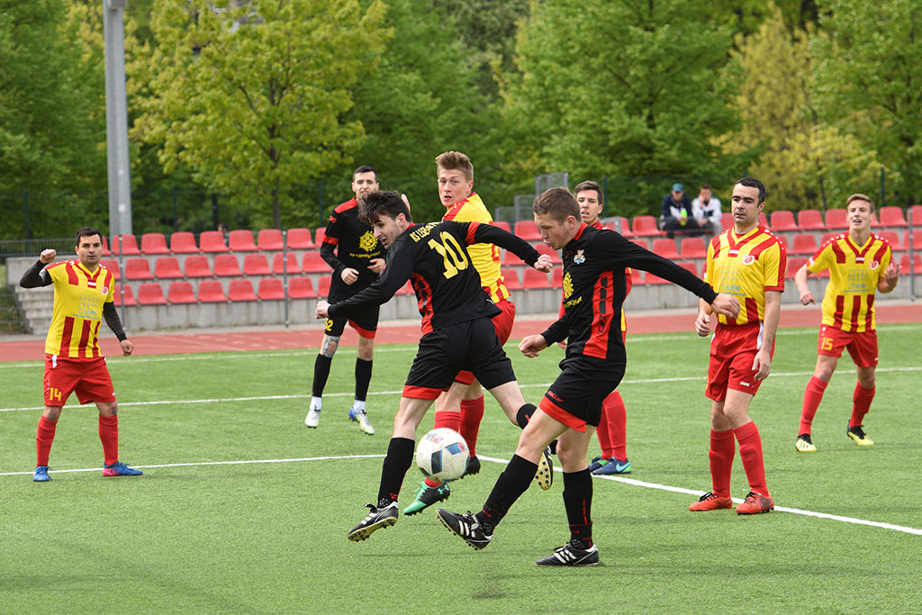 Okręgówka: KS Legnickie Pole - Iskra Kochlice 5:2 (4:0)