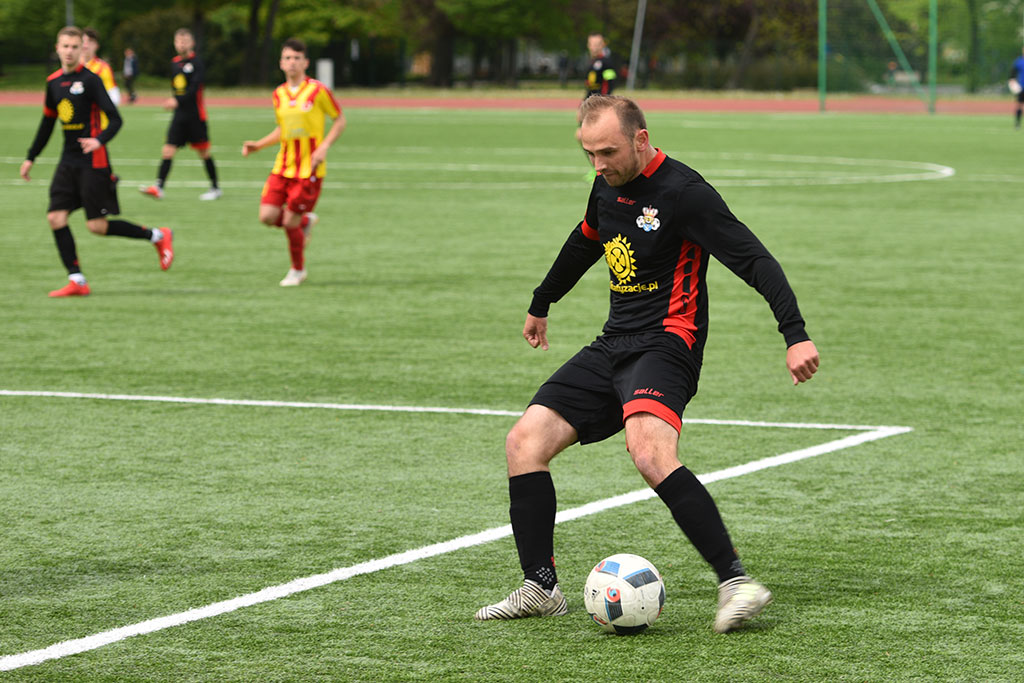 Okręgówka: KS Legnickie Pole - Iskra Kochlice 5:2 (4:0)