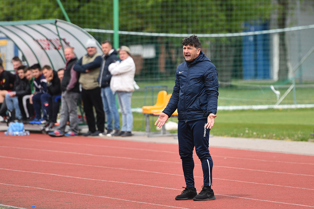 Okręgówka: KS Legnickie Pole - Iskra Kochlice 5:2 (4:0)