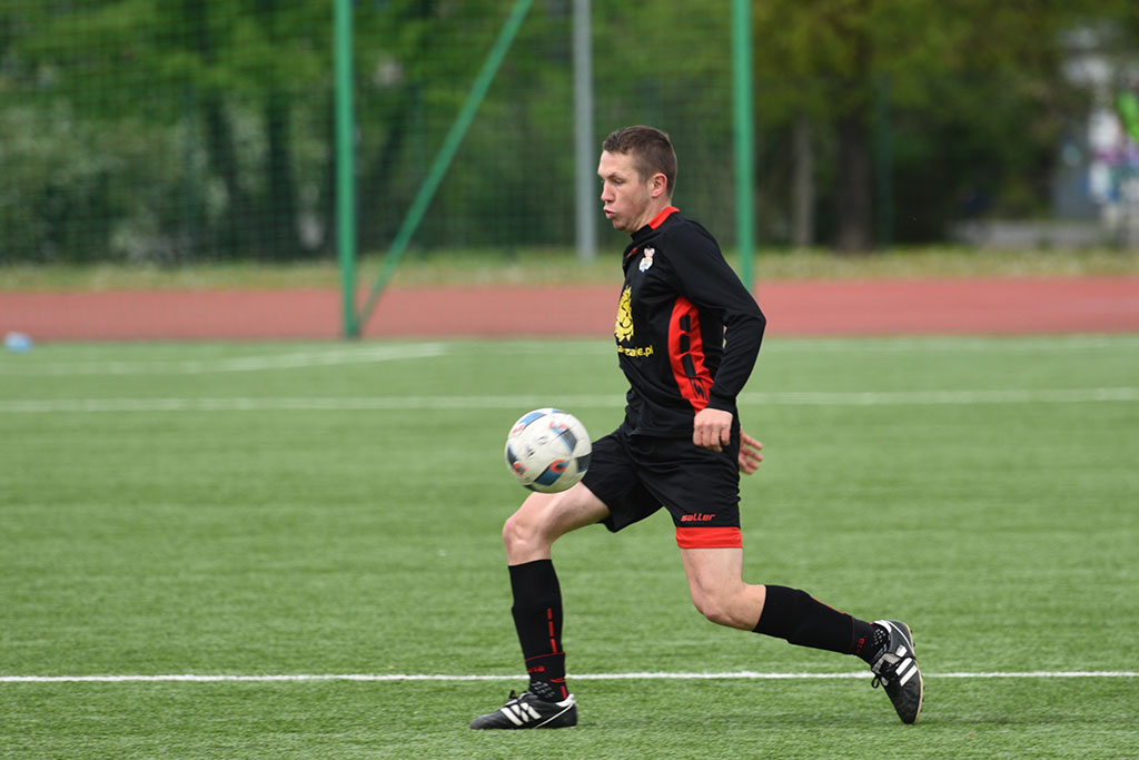 Okręgówka: KS Legnickie Pole - Iskra Kochlice 5:2 (4:0)