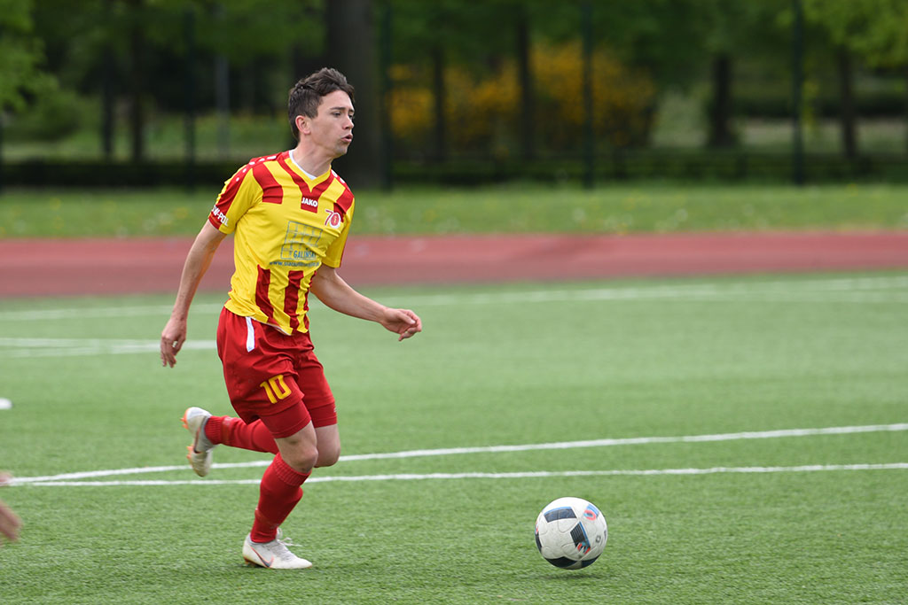 Okręgówka: KS Legnickie Pole - Iskra Kochlice 5:2 (4:0)