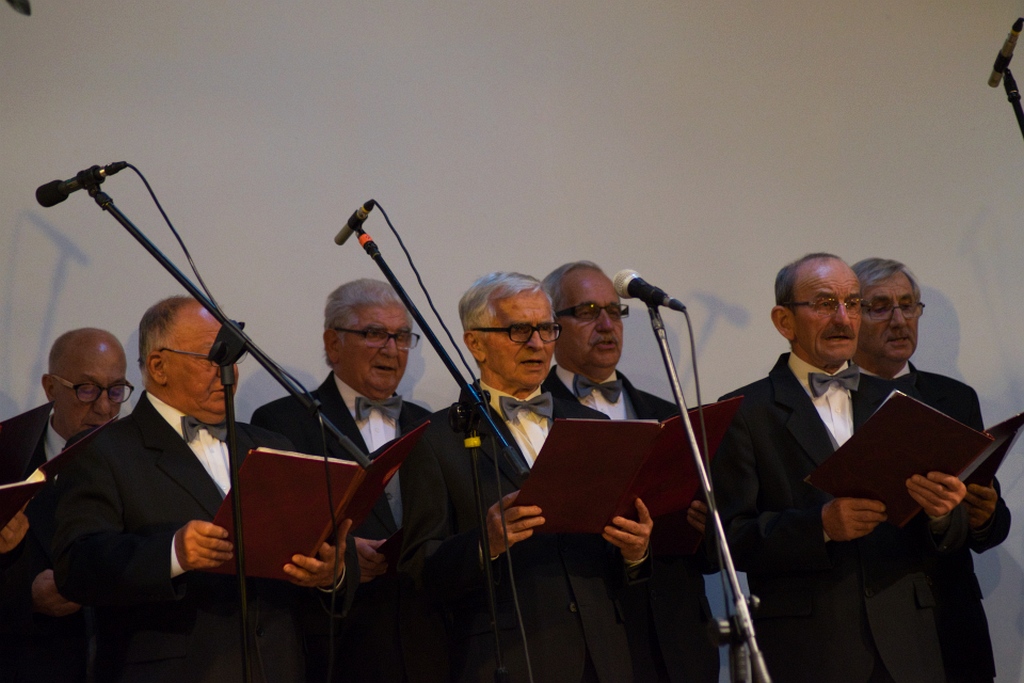 Koncert chórów w Prochowicach na święto Konstytucji 3 maja