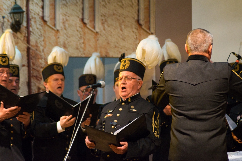 Koncert chórów w Prochowicach na święto Konstytucji 3 maja