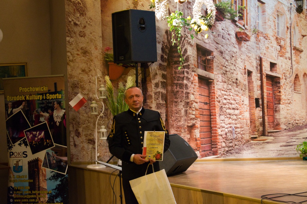 Koncert chórów w Prochowicach na święto Konstytucji 3 maja