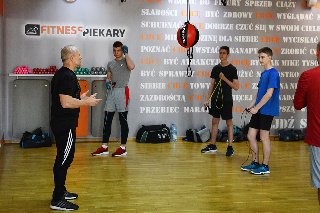 Trening sekcji bokserskiej w Centrum Fitness Piekary