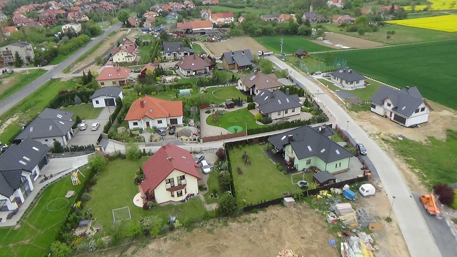 Ziemnice z lotu ptaka. Zobacz jak wyglądają na wiosnę