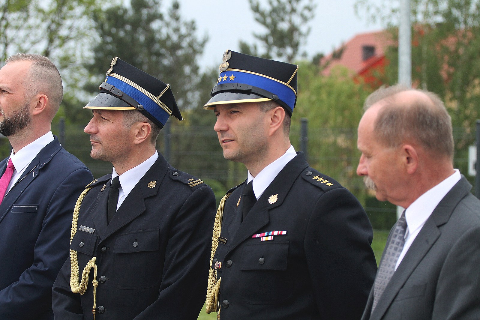 Uroczystość odsłonięcia tablicy poświęconej bohaterom