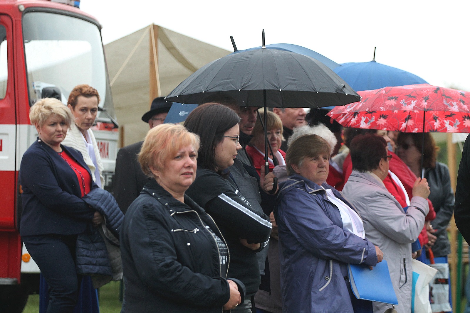 Uroczystość odsłonięcia tablicy poświęconej bohaterom