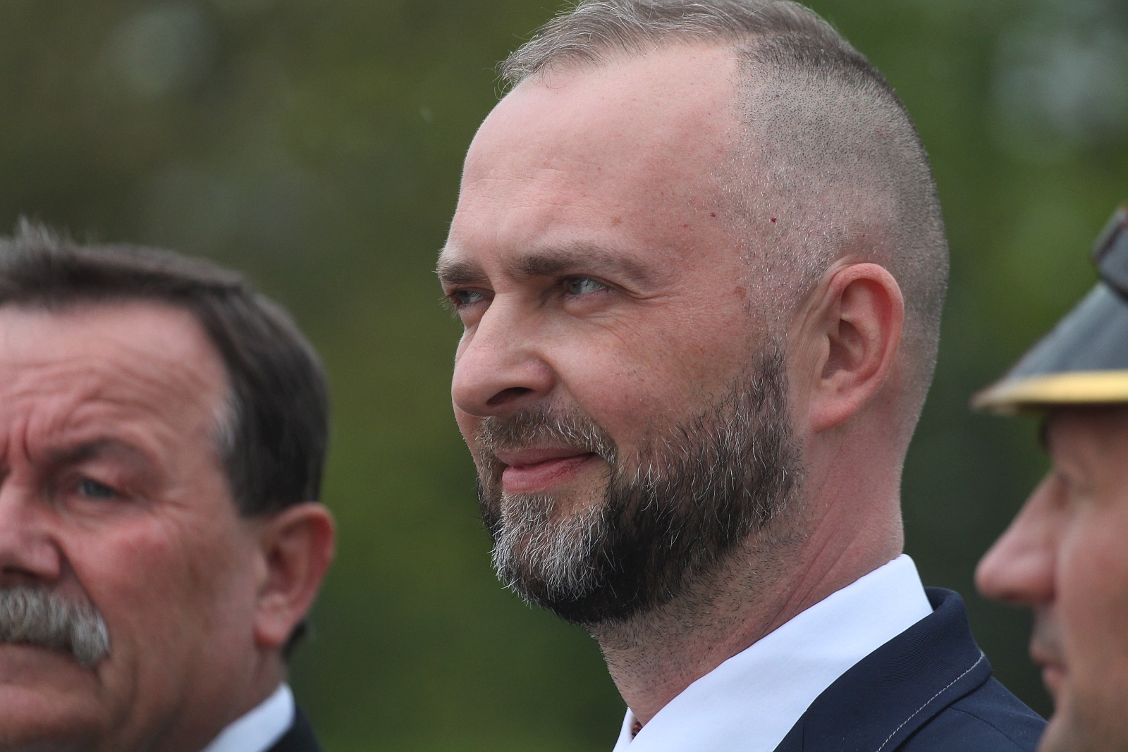 Uroczystość odsłonięcia tablicy poświęconej bohaterom