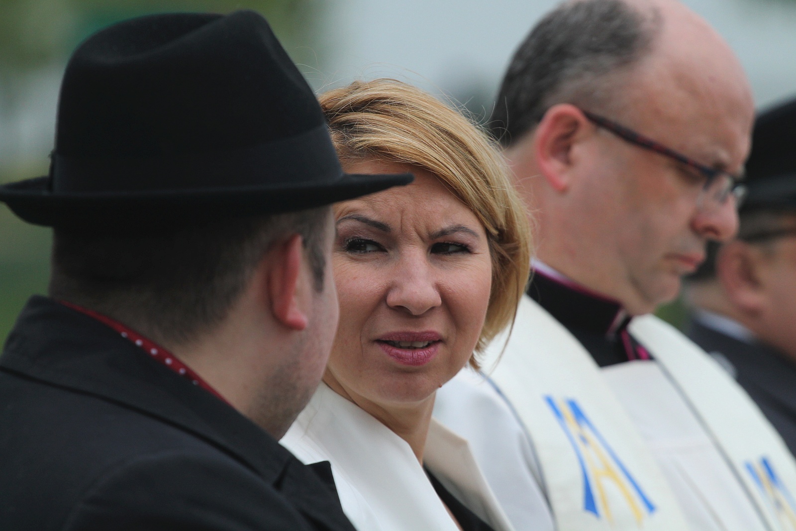 Uroczystość odsłonięcia tablicy poświęconej bohaterom