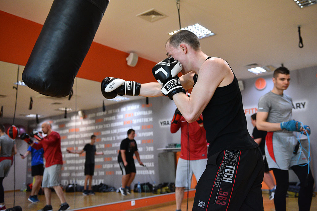 Trening sekcji bokserskiej w Centrum Fitness Piekary