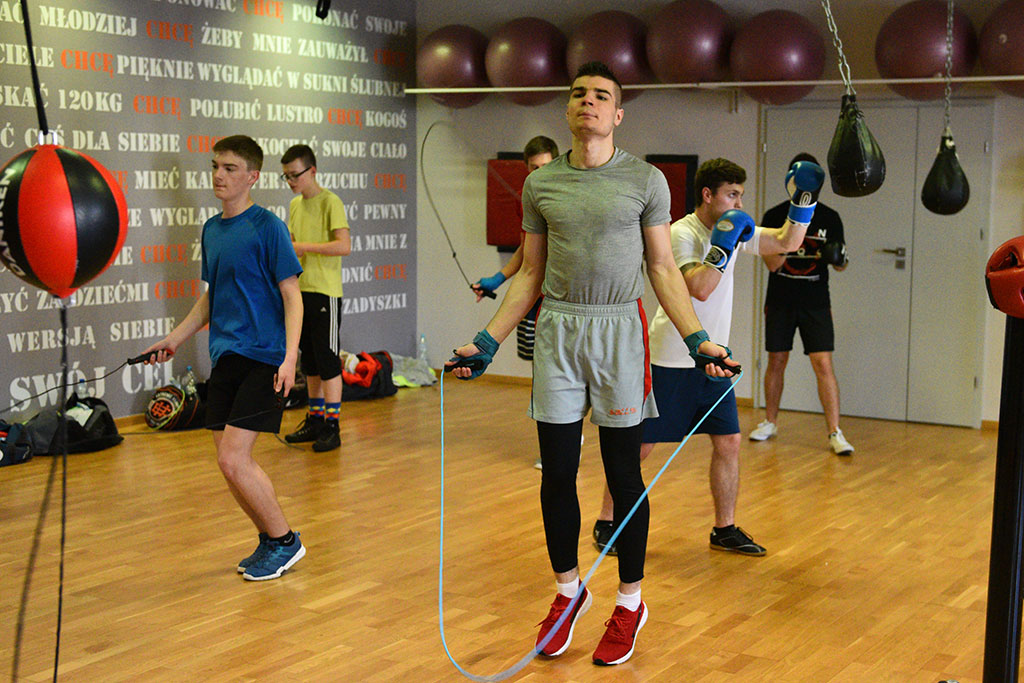 Trening sekcji bokserskiej w Centrum Fitness Piekary