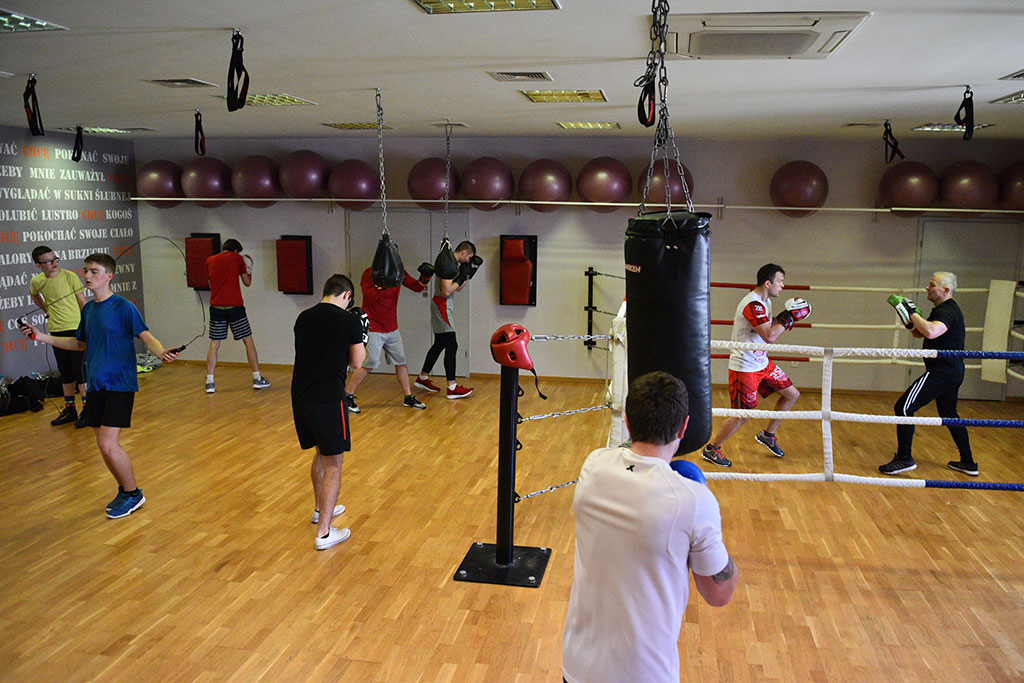 Trening sekcji bokserskiej w Centrum Fitness Piekary