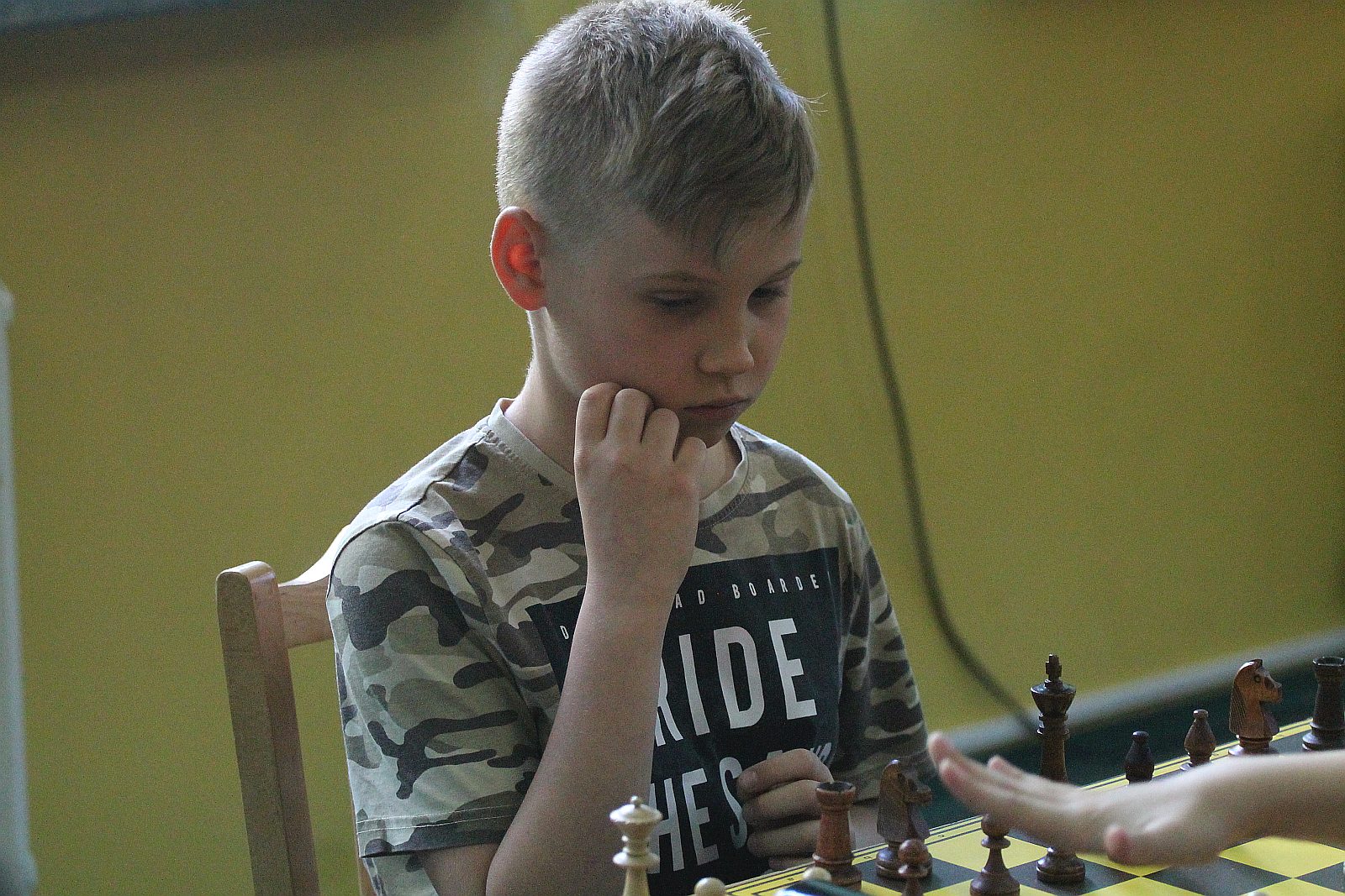 Antoni Komendecki zwycięża w 8. turnieju DMGP	