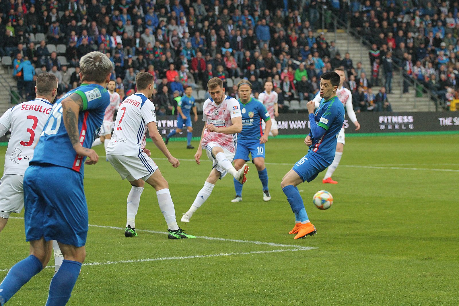 Jałowe starania Miedzi. Górnik pewien utrzymania     

