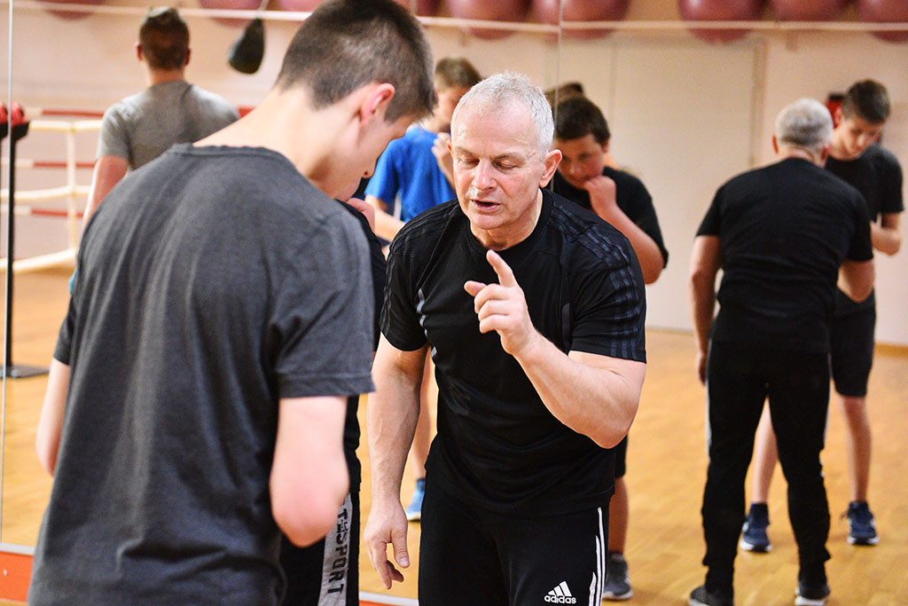 Trening sekcji bokserskiej w Centrum Fitness Piekary