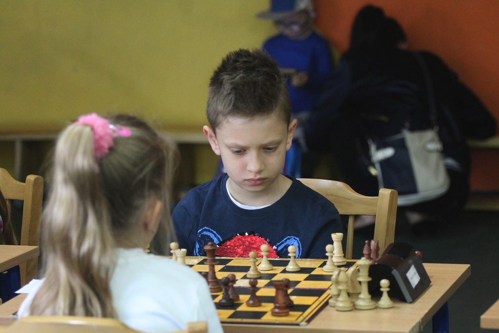 Antoni Komendecki zwycięża w 8. turnieju DMGP	