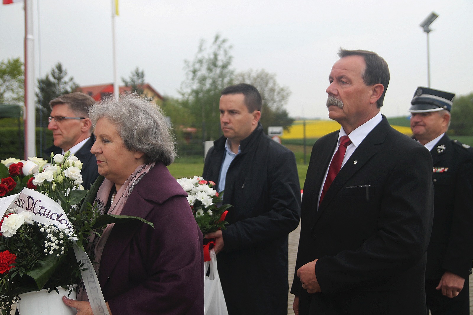 Uroczystość odsłonięcia tablicy poświęconej bohaterom