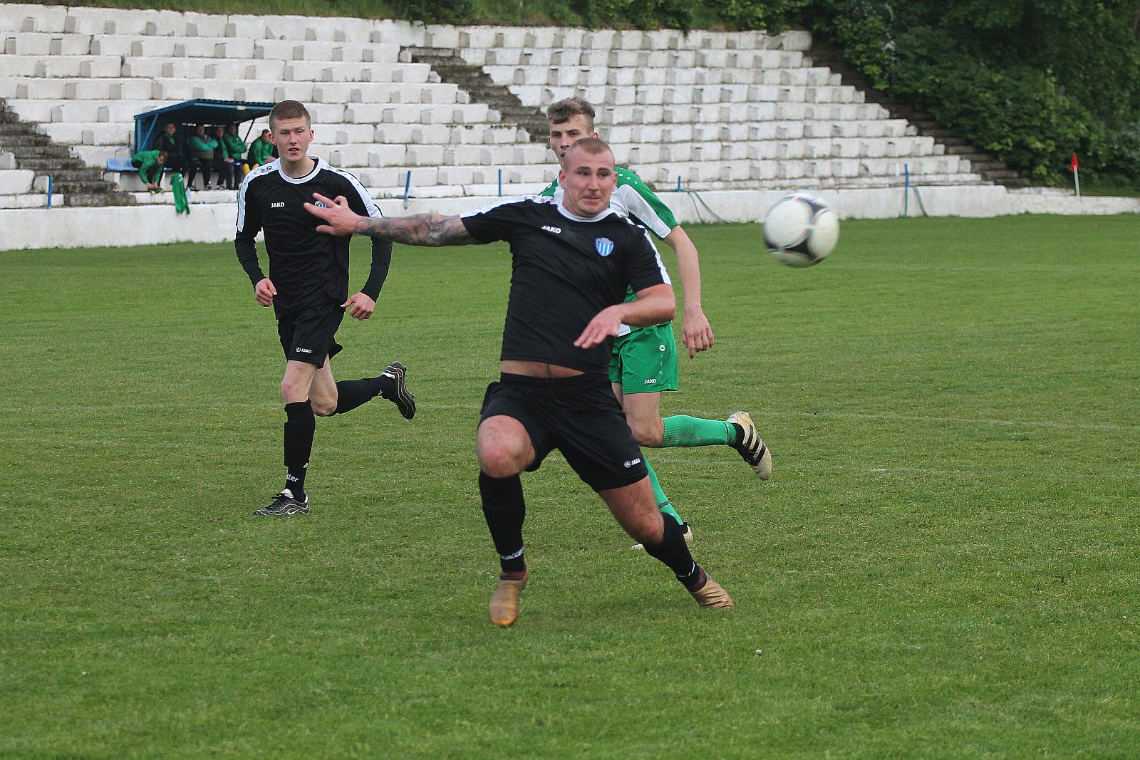 Okręgówka: Konfeks Legnica - Iskra Księgienice 3:2 (0:1)