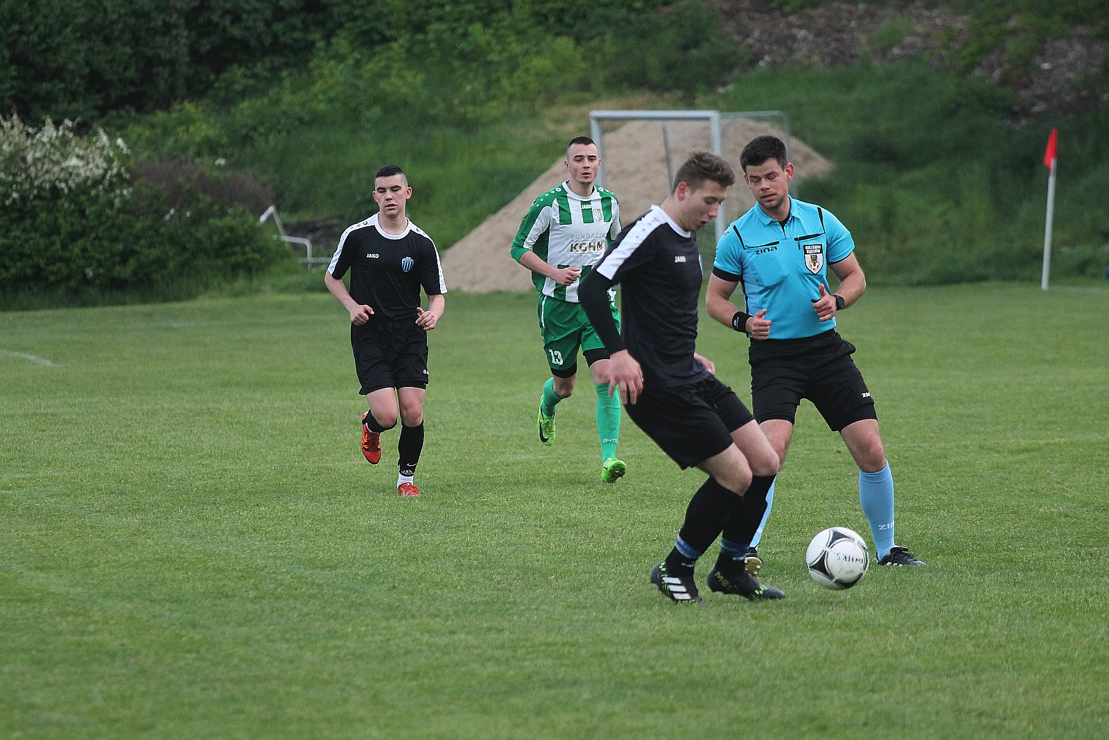 Okręgówka: Konfeks Legnica - Iskra Księgienice 3:2 (0:1)
