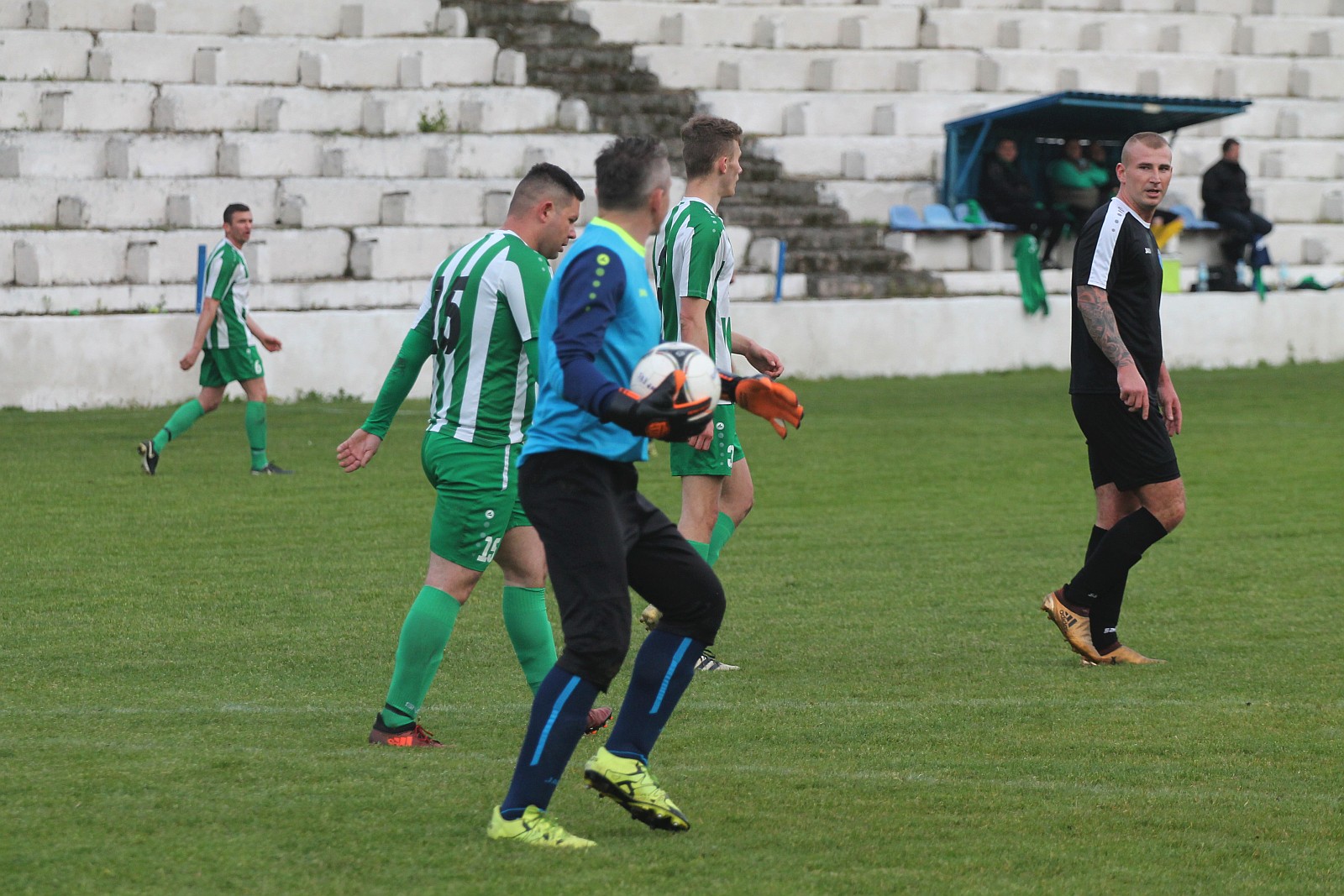Okręgówka: Konfeks Legnica - Iskra Księgienice 3:2 (0:1)