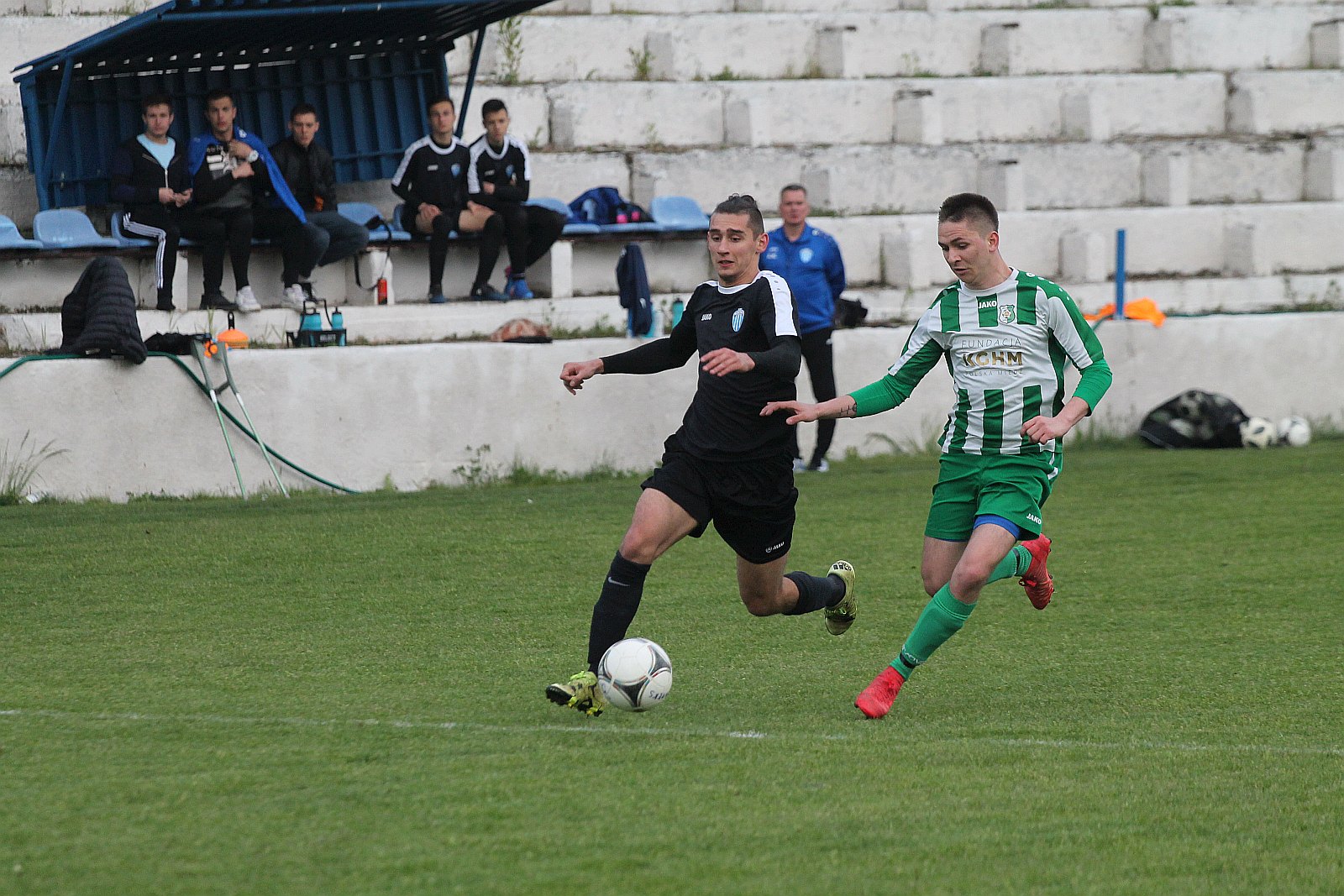 Okręgówka: Konfeks Legnica - Iskra Księgienice 3:2 (0:1)