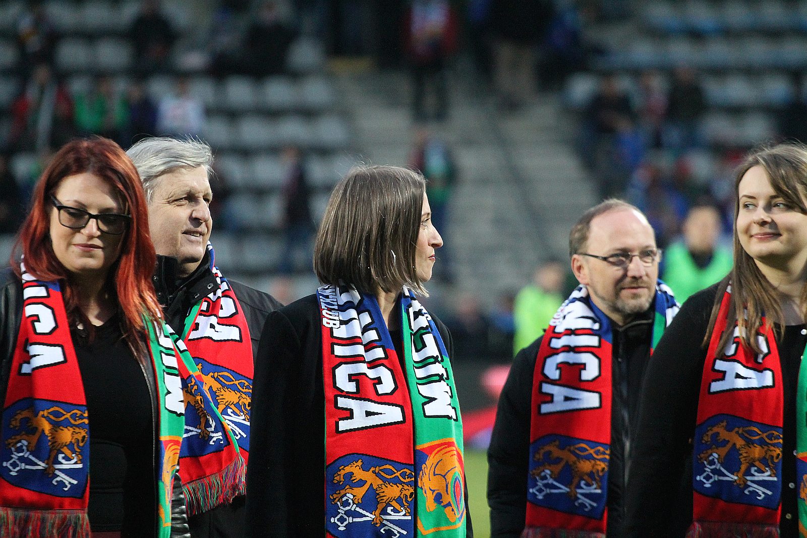 Kibice podczas meczu Miedzi Legnica ze Śląskiem Wrocław