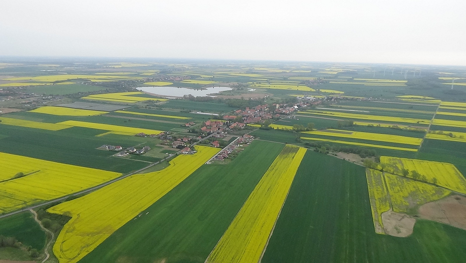 Koskowice z lotu ptaka. Zobacz jak wyglądają na wiosnę