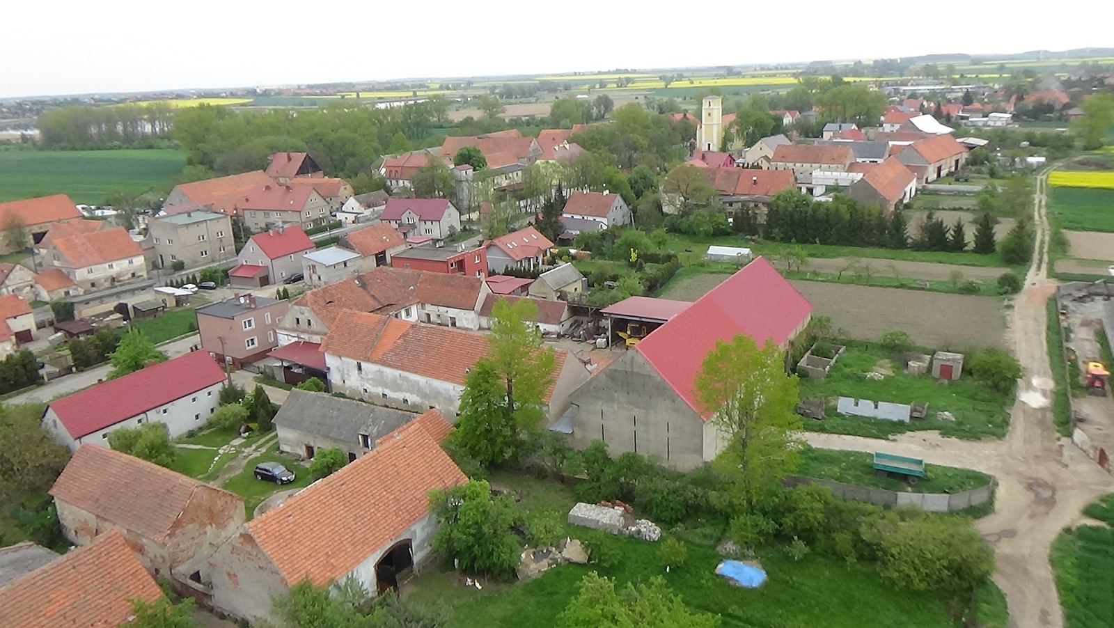 Koskowice z lotu ptaka. Zobacz jak wyglądają na wiosnę
