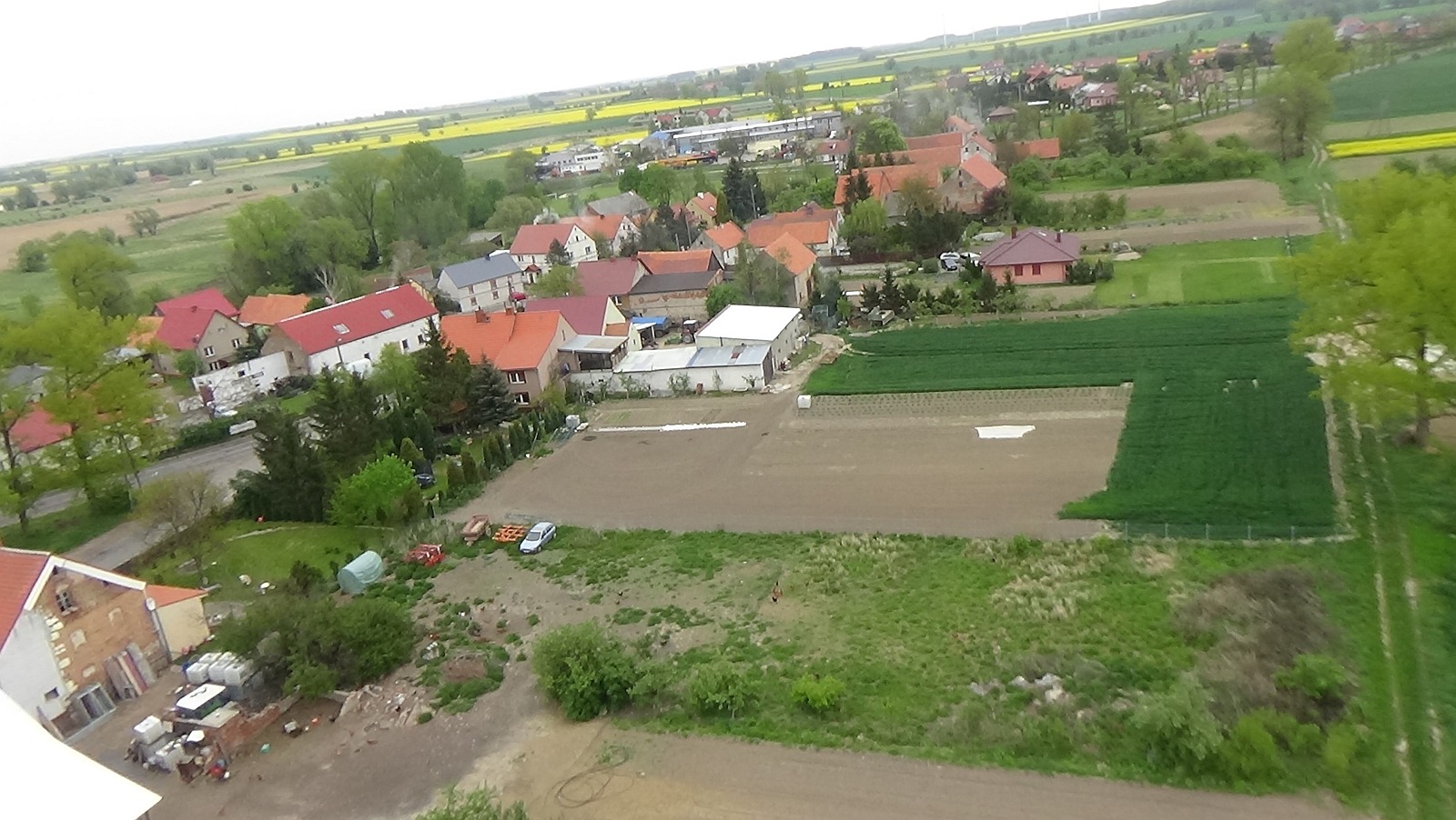 Koskowice z lotu ptaka. Zobacz jak wyglądają na wiosnę