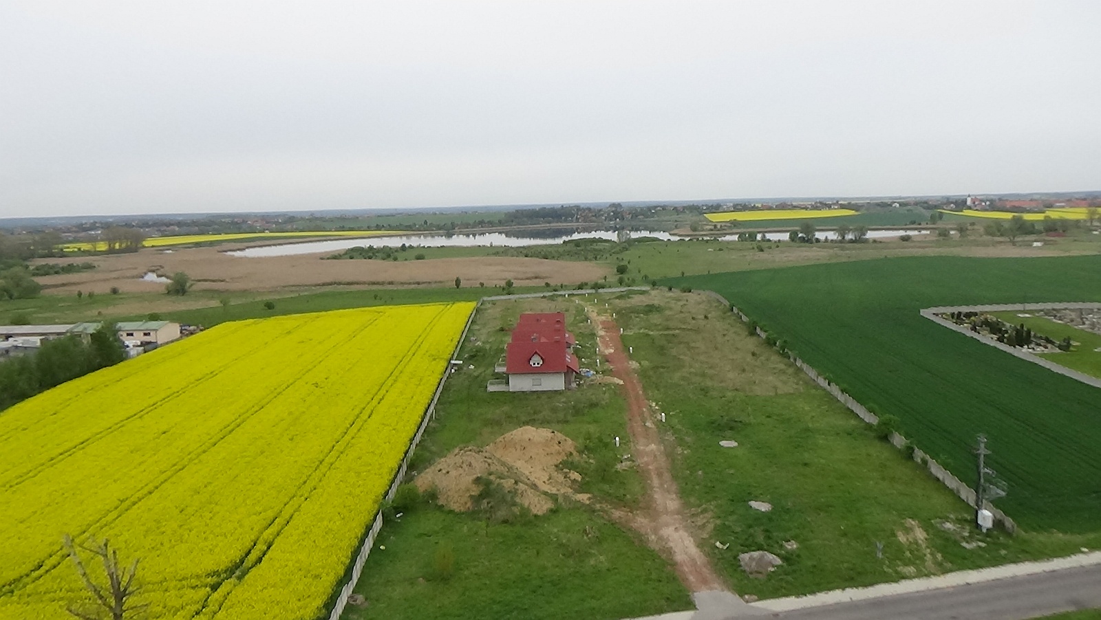 Koskowice z lotu ptaka. Zobacz jak wyglądają na wiosnę