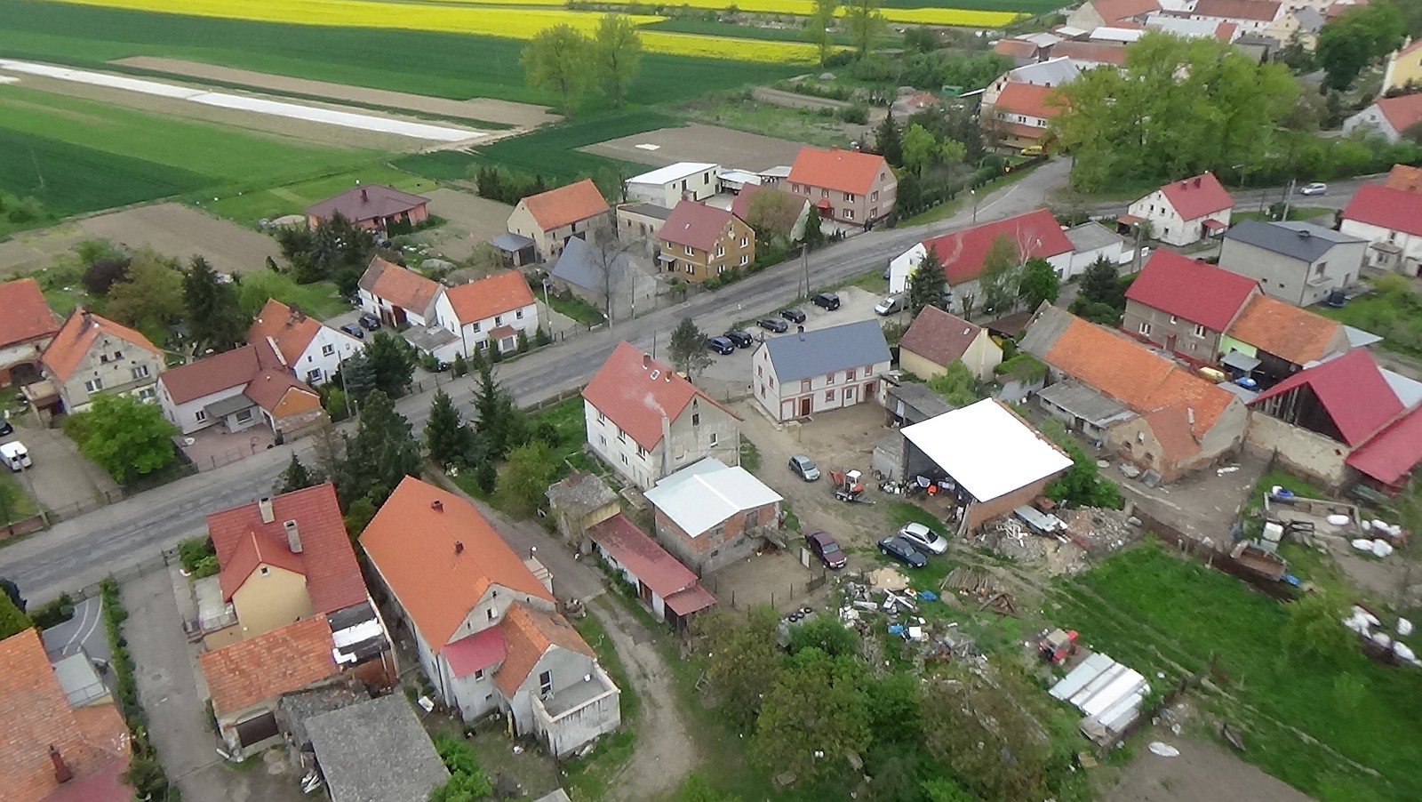 Koskowice z lotu ptaka. Zobacz jak wyglądają na wiosnę