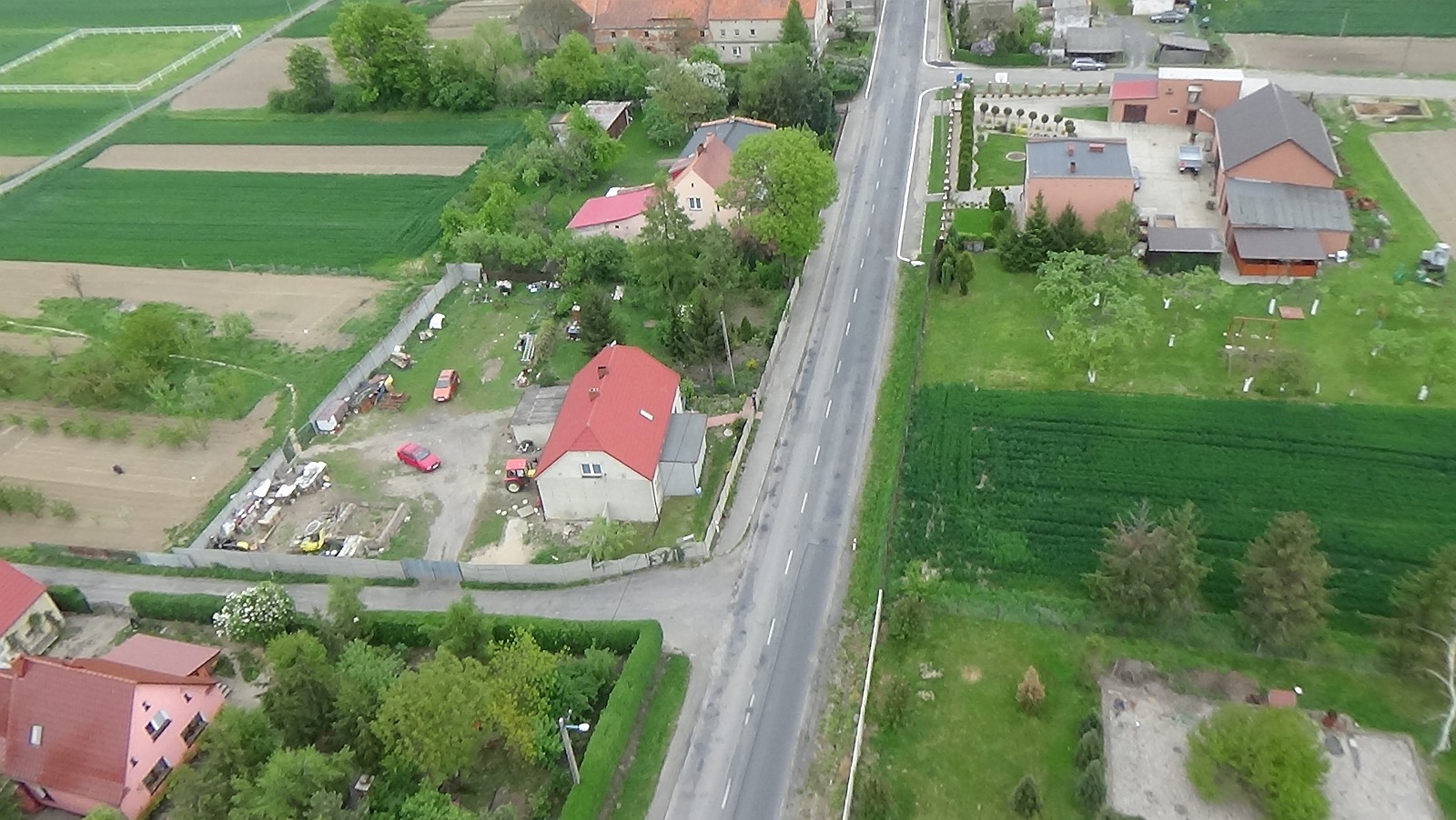 Koskowice z lotu ptaka. Zobacz jak wyglądają na wiosnę