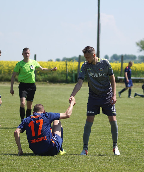 Klasa A: Rodło Granowice - Orzeł Mikołajowice 2:4     

