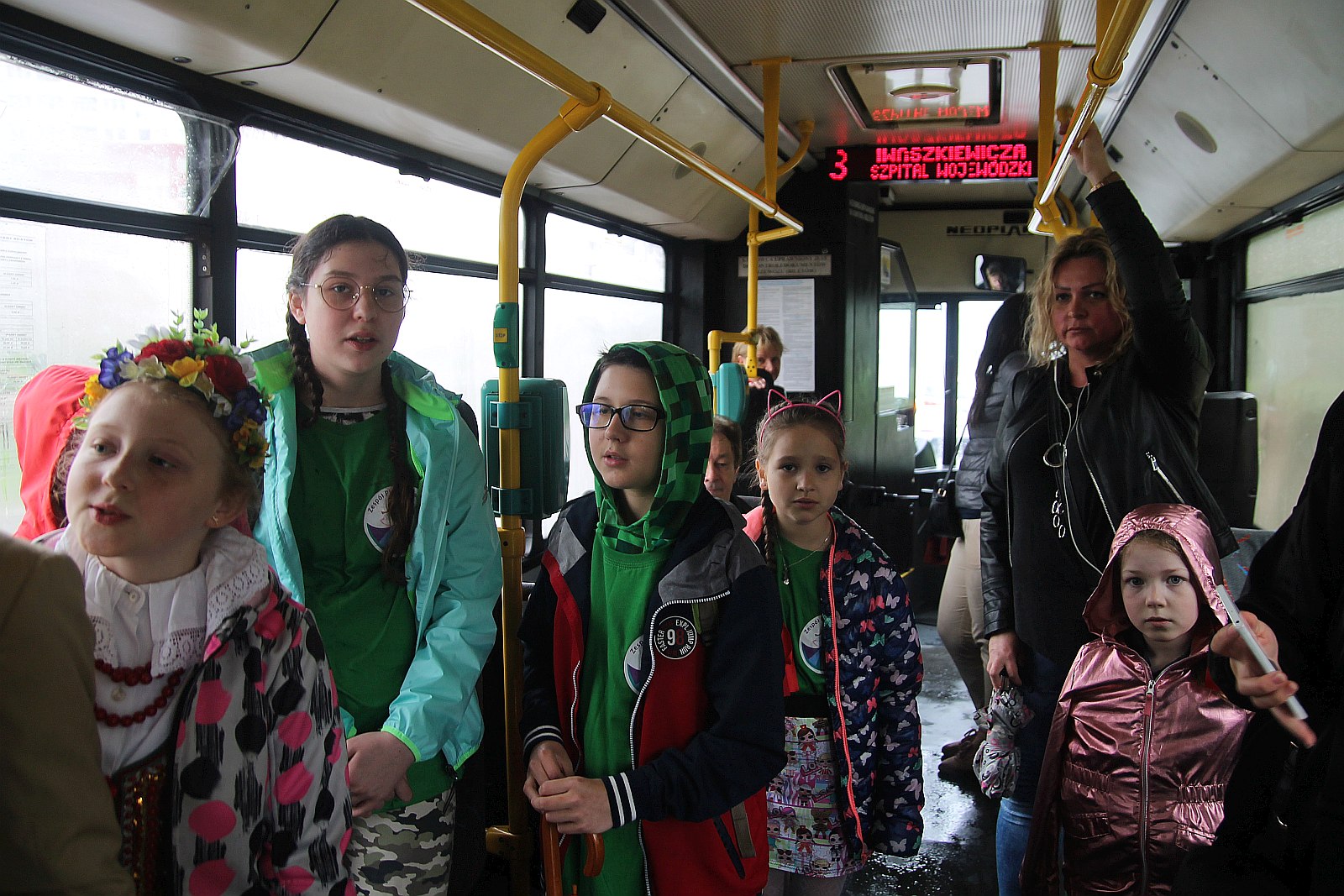 
Śpiewające autobusy miejskie z okazji Legnicy Cantat