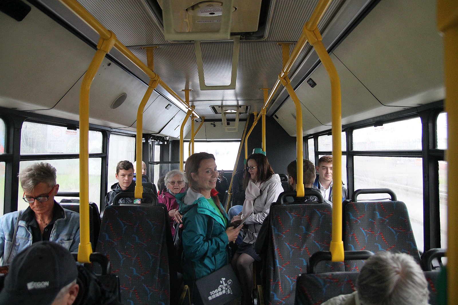 
Śpiewające autobusy miejskie z okazji Legnicy Cantat