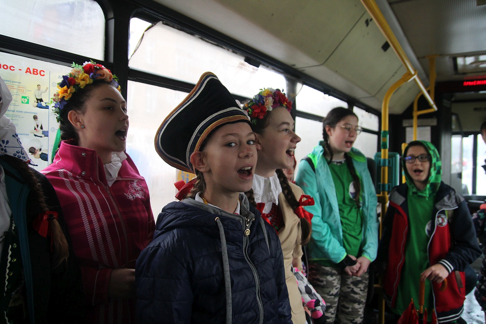 
Śpiewające autobusy miejskie z okazji Legnicy Cantat