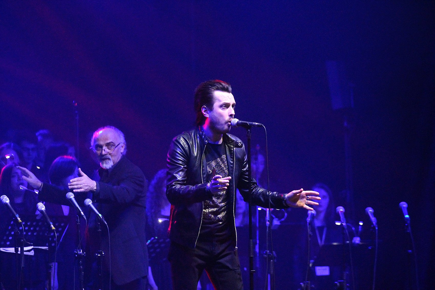 Niezwykły pełen gwiazd koncert na dziedzińcu Akademii Rycerskiej