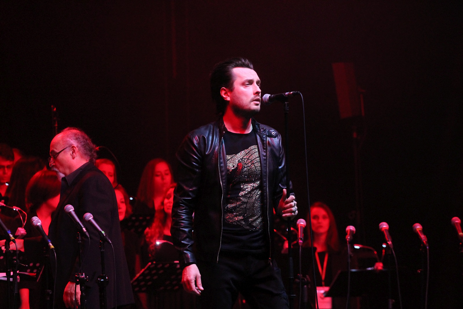 Niezwykły pełen gwiazd koncert na dziedzińcu Akademii Rycerskiej