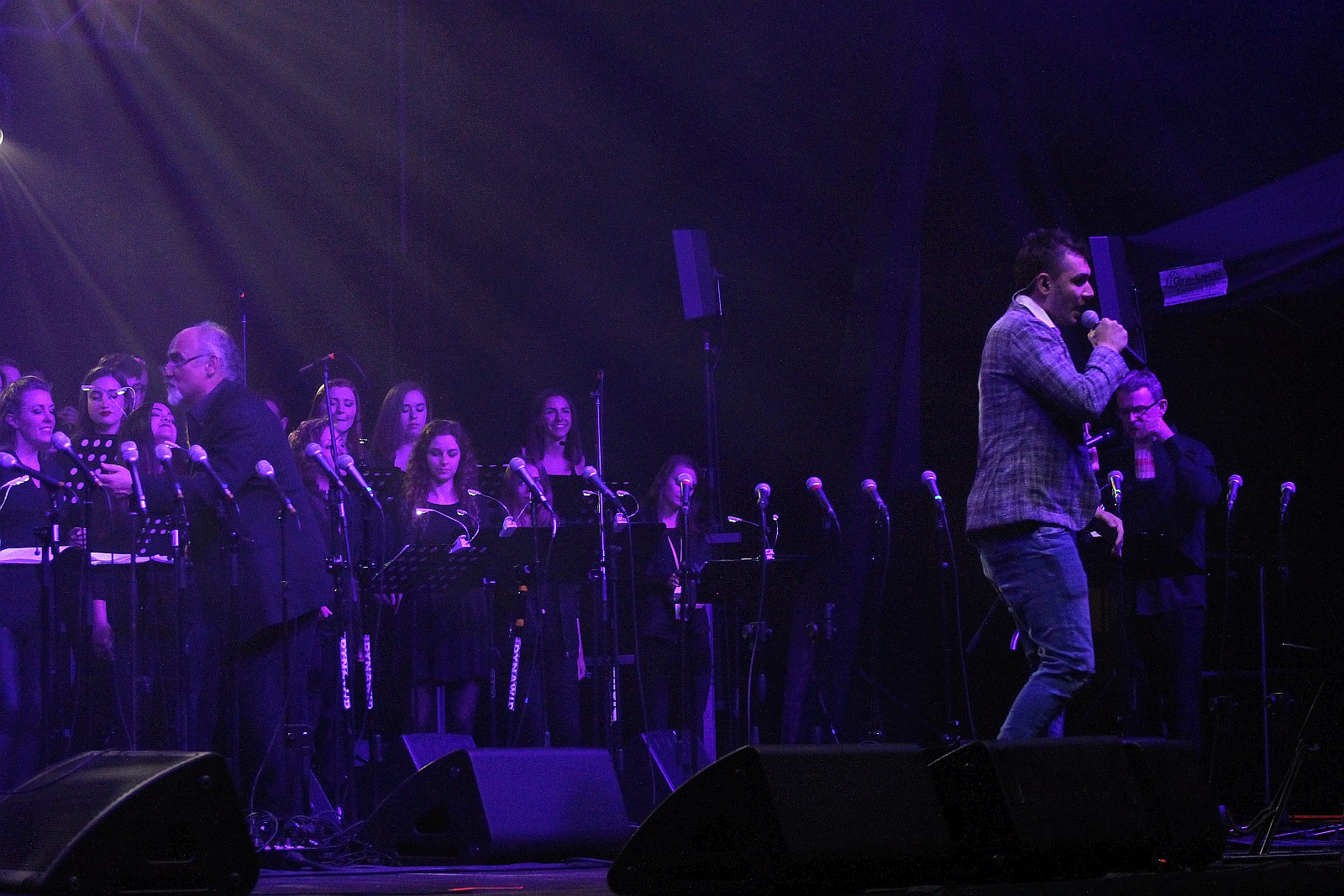 Niezwykły pełen gwiazd koncert na dziedzińcu Akademii Rycerskiej