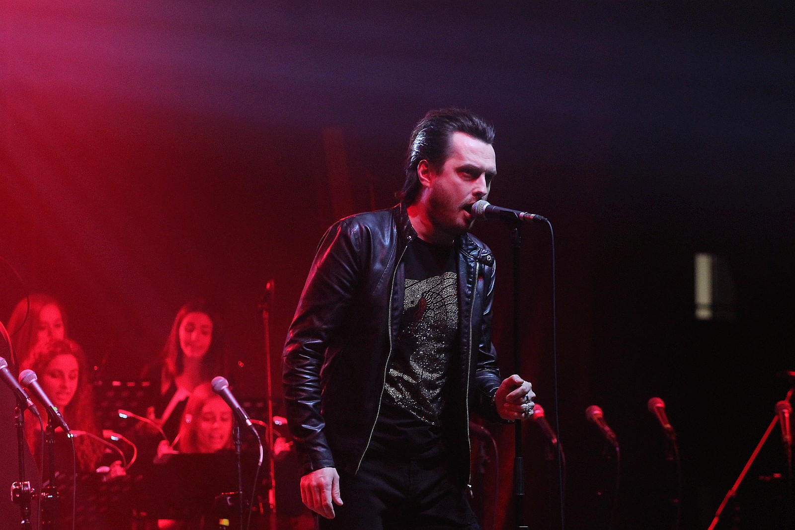 Niezwykły pełen gwiazd koncert na dziedzińcu Akademii Rycerskiej